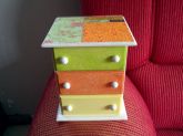 Cômoda porta jóias 3 gavetas com decoupagem e pintura espec