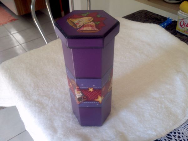 Porta Vinho Mini Natal Sextavada