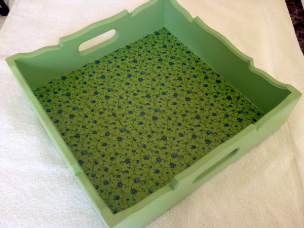 Bandeja com decoupagem guardanapo Verde