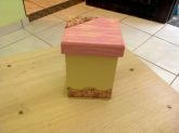 Pote porta treco ou lembrancinha com decoupagem